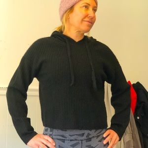 new Pink brand black sweater hoodie